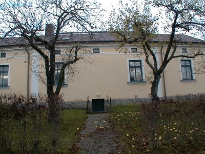 tumba hus 43.10.jpg